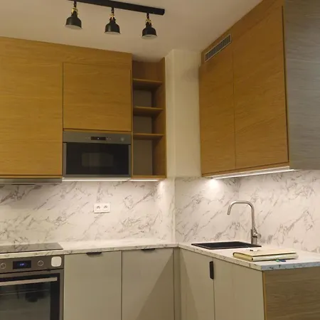 Elite 7 Jezyce- Baranczaka 7