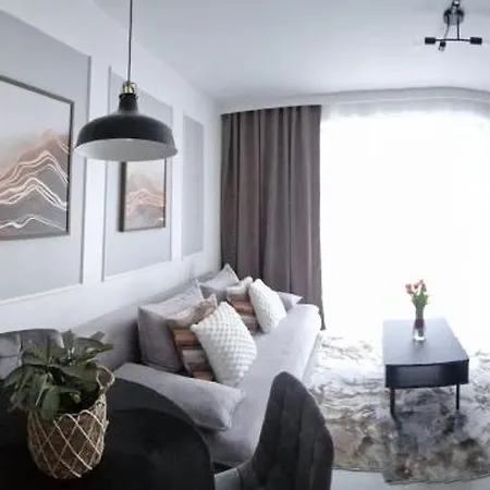 Elite 7 Jezyce- Baranczaka 7 アパート ポズナン