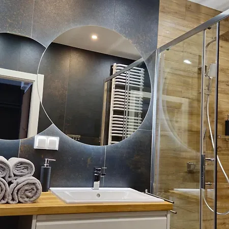 Elite 7 Jezyce- Baranczaka 7 Poznań