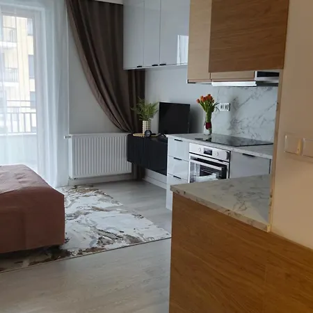Elite 7 Jezyce- Baranczaka 7 * Poznan